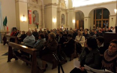 La mostra fotografica su Padre Pio e San Michele esposta “a casa” dell’APS Camelia